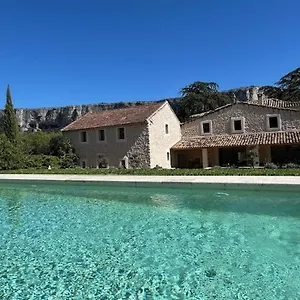 Aux Cedres Lioux